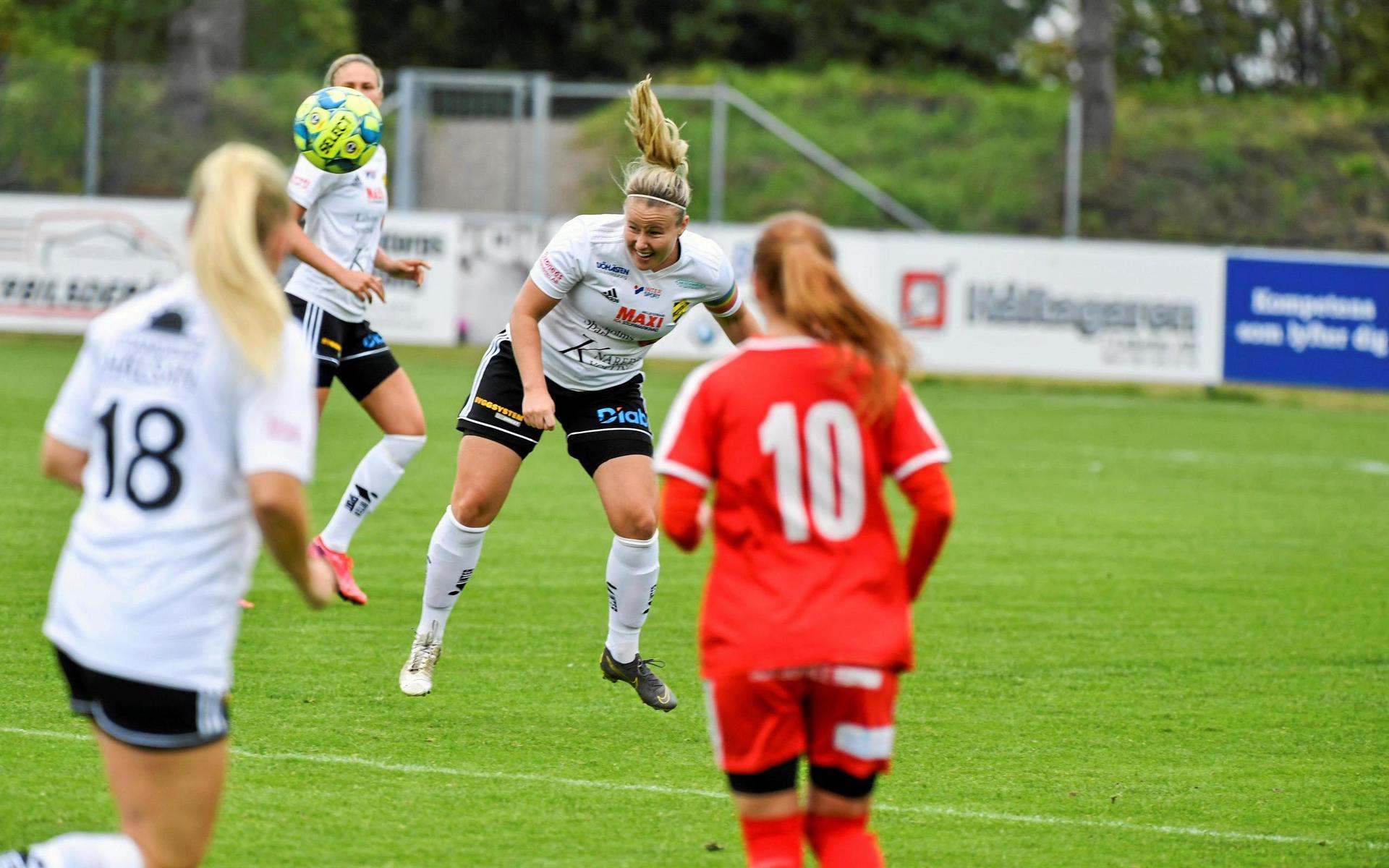 Lagkaptenen och backen Alicia Svensson var en av de bärande spelarna när Laholms FK division 1-debuterade med en åttondeplats i år.