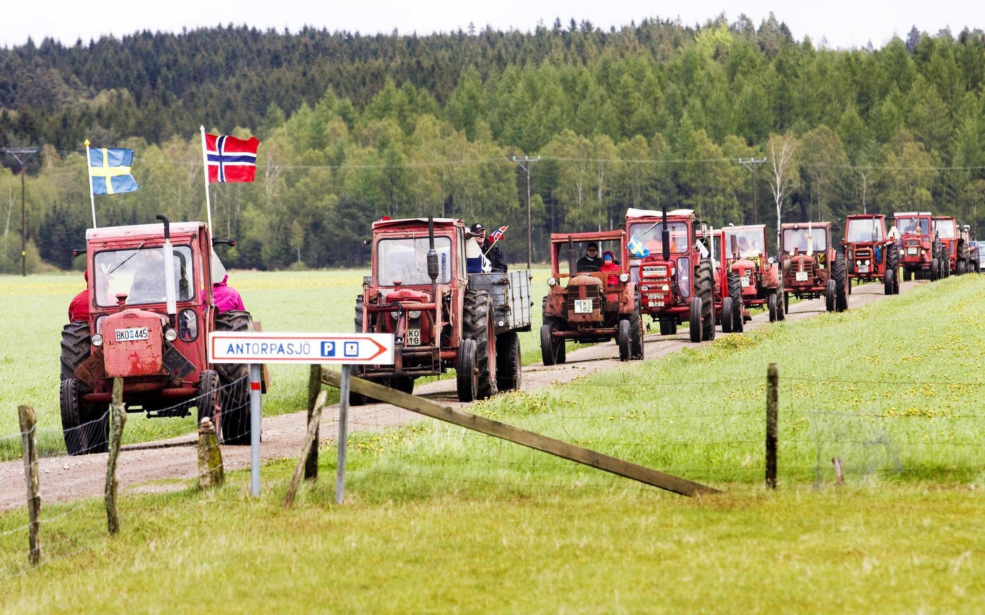 Göstorps trivselförening: 25 100 kronor. Jubileumstraktorparaden, rensning av skunkkalla, byaloppis och kafé vid fölvisning är inkomstbringande arrangemang som fått ställas in.