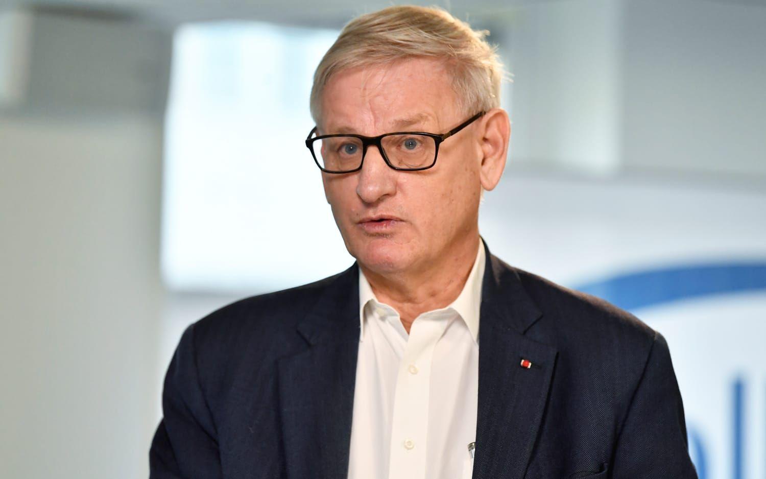 Carl Bildt, före detta utrikesminister och partiledare för Moderaterna med rötterna i Halmstad, var en av rösterna som ofta hördes under perioden och utgör nu en del av filmen om IT-bubblan.