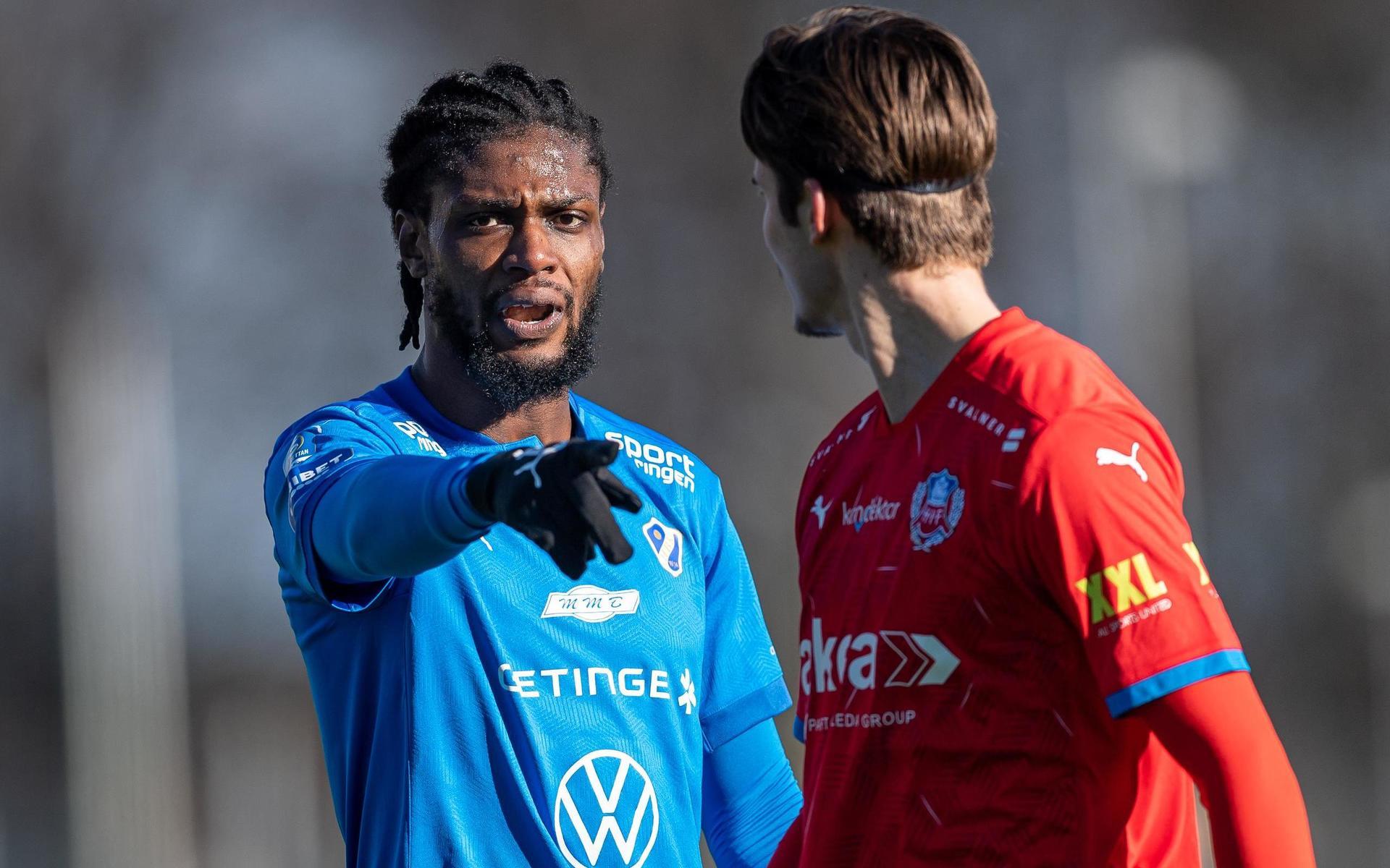 Joseph Baffo i samtal med Helsingborgs Wilhelm Loeper.