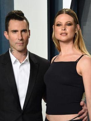 Paret Adam Levine och Behati Prinsloo köpte nyligen Rob Lows lyxiga hus i Montecito. Arkivbild.