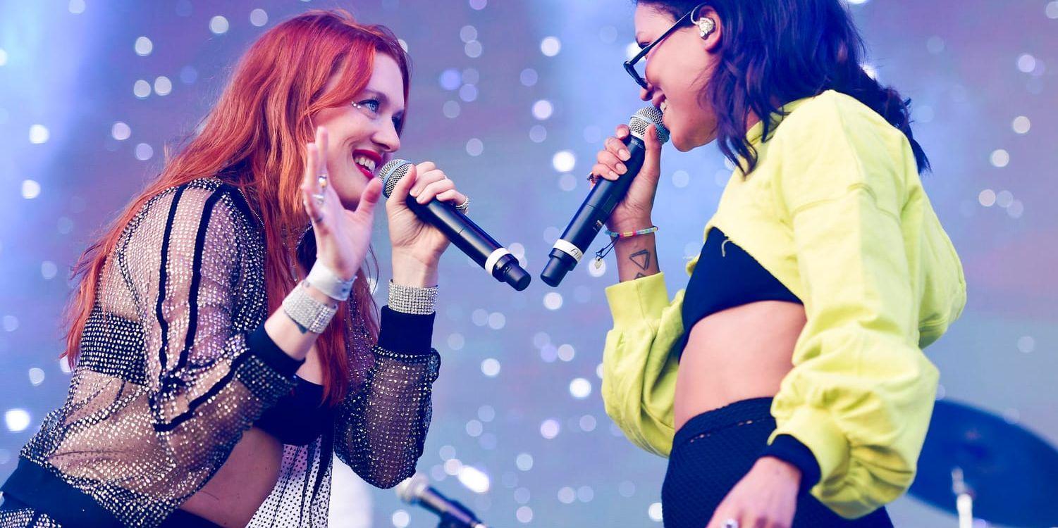 Caroline Hjelt och Aino Jawo i Icona Pop. Arkivbild.