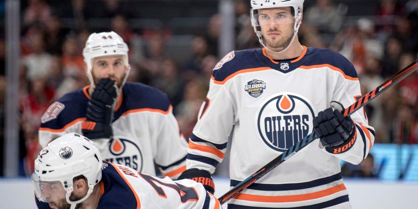 Edmonton Oilers Oscar Klefbom är skadad. Arkivbild.