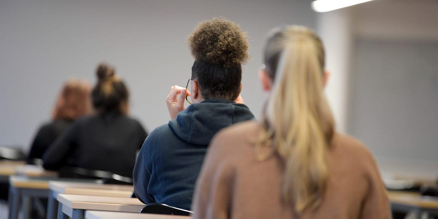 Högskoleprovet skjuts upp för drygt 2 000 anmälda i tre städer. Arkivbild.